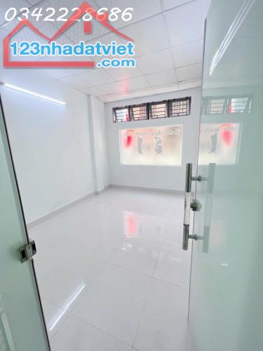 Bình Tân, Nhà mới đẹp 2 tấm rưỡi,Hạ giá 300 triệu bán lỗ về quê.Chỉ còn 2tyr430 triệu. - 4