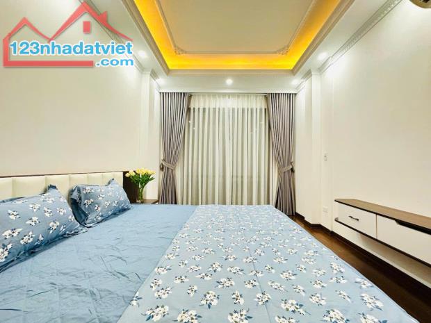 Cầu Giấy dưới 7 tỷ, diện tích 30m2, 5 tầng, mặt tiền 3.4m , giá 6.9 tỷ - 3