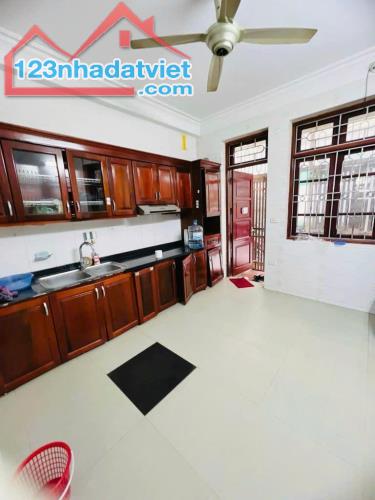 CẦN BÁN NHÀ KĐT NAM LA KHÊ - LÔ GÓC 2 MẶT TIỀN , DT : 60M2 , GIÁ CHỈ : 13,5 TỶ.