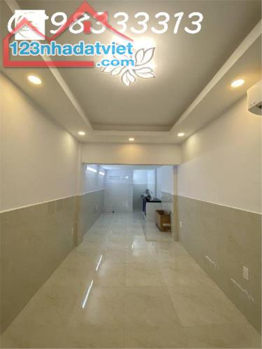 Bán nhà Mặt tiền chợ kinh doanh Đinh Liệt . Phường Phú Thọ Hòa . Quận Tân Phú . 30m2 chỉ - 1