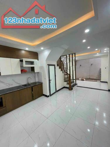 BÁN NHÀ TÂN LẬP- ĐAN PHƯỢNG - GẦN NGÃ TƯ TRÔI - HOÀI ĐỨC - 3 BƯỚC RA QL 32, 42m2, 5.7 tỷ - 2