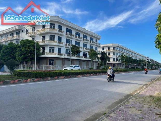 SHOPHOUSE MẶT ĐẠI LỘ, SANG TÊN SỔ CHÍNH CHỦ NGAY. KĐT XUÂN HƯNG TP.THANH HÓA.  CĐT: 0966 - 1