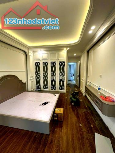 NHÀ VIP. Bán nhà Biệt thự Liền Kề 5 tầng, 60m2 giá 12,5 tỷ. Phân lô ô tô tránh