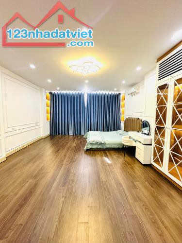 Siêu hiếm ! Có 1 0 2 Nhà phố Quan Nhân, Thanh Xuân, 45m2, 6T, oto, KD, chỉ 12,05 Tỷ. - 1