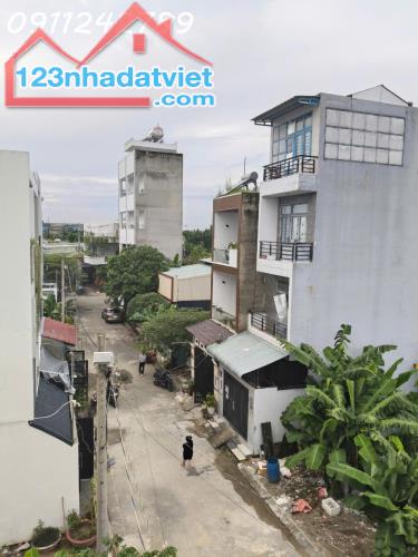 GẦN LIÊN PHƯỜNG GIÁ CÒN RẺ NHẤT CHỈ CÓ SAMSUNG VILLAGE BƯNG ÔNG THOÀN, SÁT VÀNH ĐAI 2 - - 3