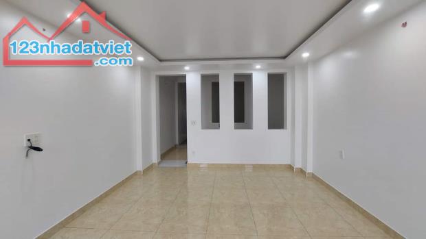 Bán gấp nhà 4tầng  Hào Khê, Kênh Dương, Lê Chân.HP. 5,6tỷ.66m2. Đường 7m. - 2