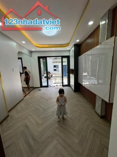 Nhà mới Nguyễn Thượng Hiền, Phú Nhuận, ngang 6m, nhỉnh 6 tỷ. - 3