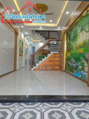 HẠ GIÁ MẶT TIỀN ĐƯỜNG CỐNG QUỲNH PHƯỜNG PHẠM NGŨ LÃO QUẬN 1 TP HCM - 2