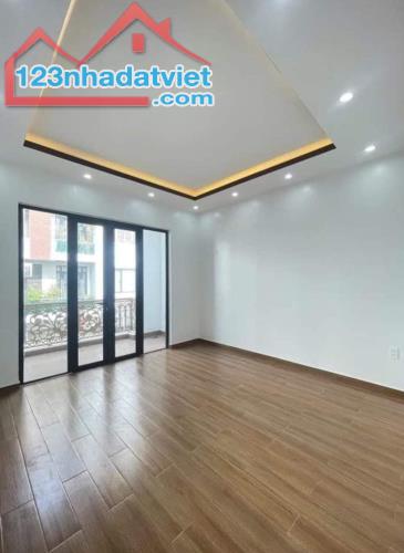 Bán nhà Lê Hồng Phong, Đằng Lâm, Hải An, Hp. 4 tầng, 40m2, 5,4 tỷ, đường 12m, có gara ô tô - 2