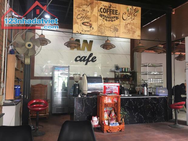 Quận 12, Sang quán CAFE Phía mặt tiền 20m gần chung cư