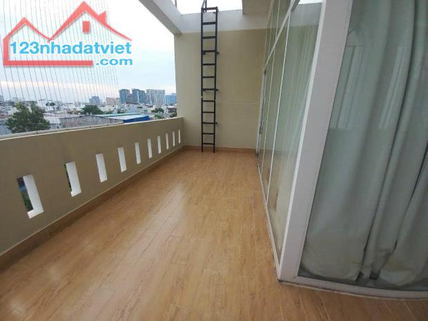 BÁN KHU VIP KIỀU ĐÀM 793 TRẦN XUÂN SOẠN, NHÀ 5 TẦNG THIẾT KẾ VĂN PHÒNG CÔNG TY 4 PHÒNG 5WC - 5