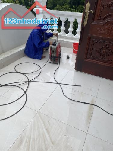 Công ty vệ sinh môi trường Hoà Bình - 3