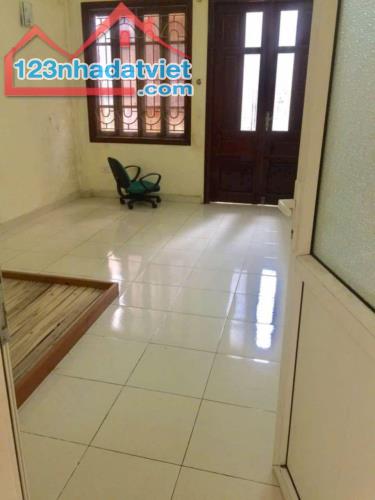 Nhà Riêng Ngõ 42 Triều Khúc Thanh Xuân dt 53m 4 tầng 6 ngủ Ngay canh ĐHGTVT -Chân tòa cc - 4
