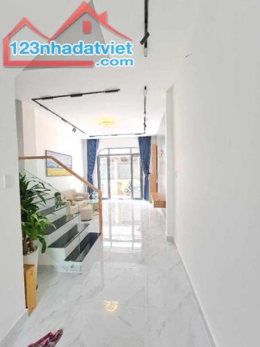 🏠Bán Nhà Hxh 46m2,Tặng Full Nội Thất,Nguyễn Văn Đậu P11, Bình Thạnh,Gía Nhỉnh 5 Tỷ - 1