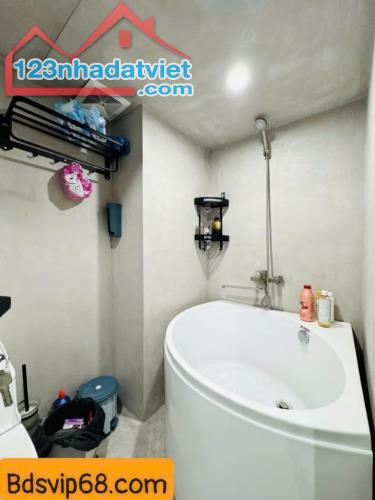 Bán nhà mặt ngõ đường Giáp Nhất, ô tô đỗ cửa 40m2 nhà đẹp 7 tầng, thang máy giá 10.8 tỷ - 3