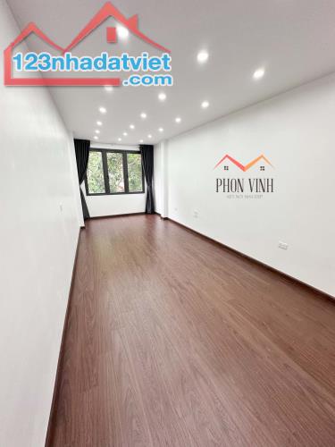 ‼️ BÁN NHÀ VĂN HƯƠNG - SÂN RỘNG 10 ÔTÔ - 34m2 - NHỈNH 6 T.Ỷ - 3