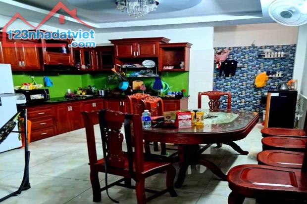 Bán nhà hẻm xe hơi, Cống Lở, Tân Bình, 4m x 17m, 68 m², nhà hiện đại - Giá 7.8 tỷ TL - 2