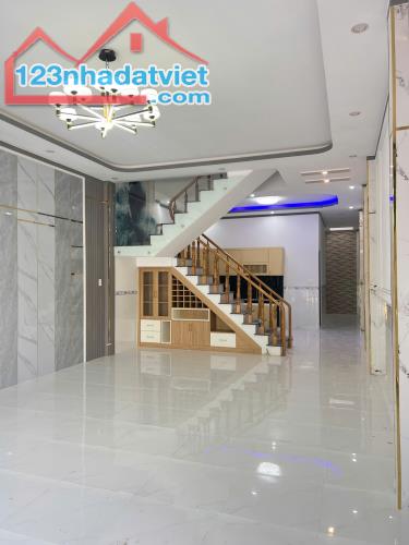 Nhà KDC Lavender 1 Trệt - 1 Lầu. 90m2. sổ riêng thổ cư - 3