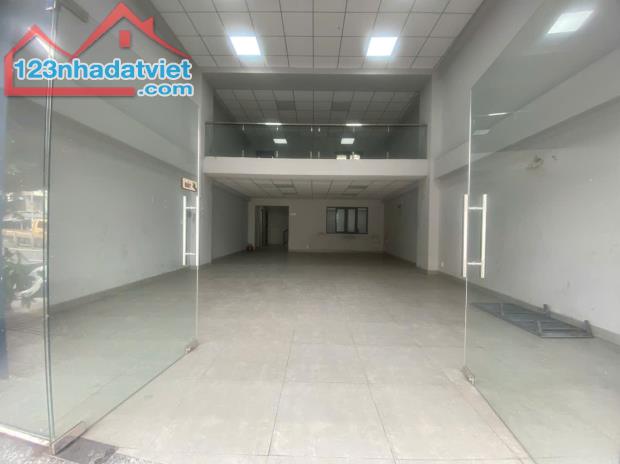 Cho Thuê Mặt Bằng Kinh Doanh 328 Luỹ Bán Bích P. Hòa Thạnh Q. Tân Phú 120m2 - 1