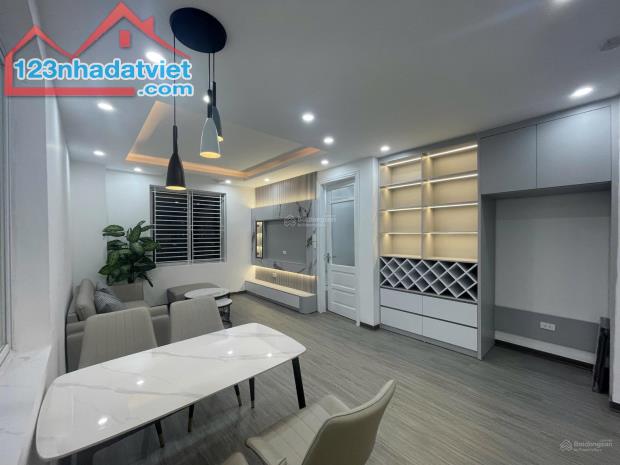 Chính chủ bán CHCCTPGL Phạm Văn Đồng - 84m2 - 2 ngủ - full nội thất ở ngay view hồ - 2