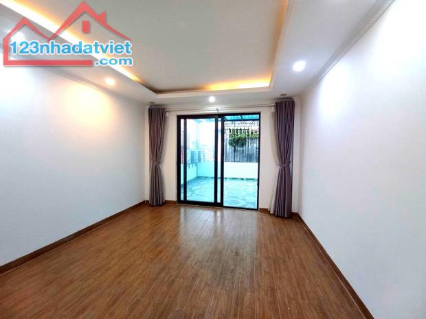 Bán nhà Ngô Sĩ Liên Đống Đa, 45m², 6 tầng, mặt tiền 4m, giá 11 tỷ - Nhà mới, cách phố 20m - 5