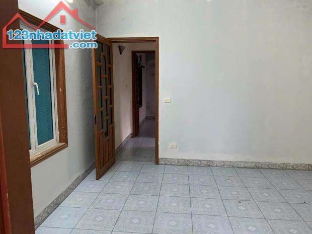 NHÀ RIÊNG MỘ LAO HÀ ĐÔNG NGÕ NÔNG GẦN PHỐ DT 54M 3 TẦNG 4 NGỦ  GIÁ 7.3 TỶ - 4