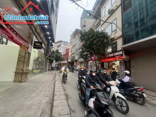 Bán nhà Quận Hai Bà Trưng  Dt50m / 5 Tầng/ Hơn 17 tỏi( có thương lượng)