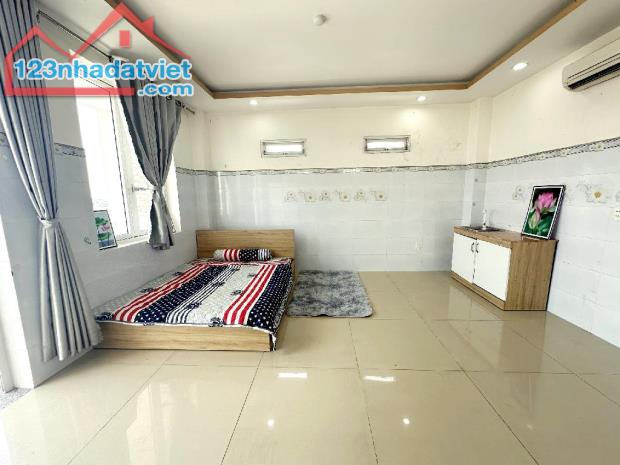 MẶT TIỀN LÊ VĂN THỌ THU NHẬP 100TR 5.2x28 5LẦU THANG MÁY CHỈ 3X Tỷ - 3