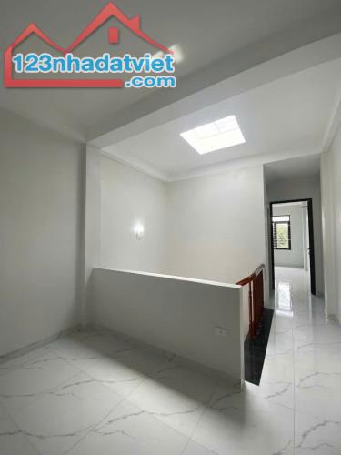 Bán nhà cạnh khu đô thị Đô Nghĩa Hà Đông, dt 60m2, ô tô đỗ cửa, có 3.6 tỷ vào ở luôn - 4