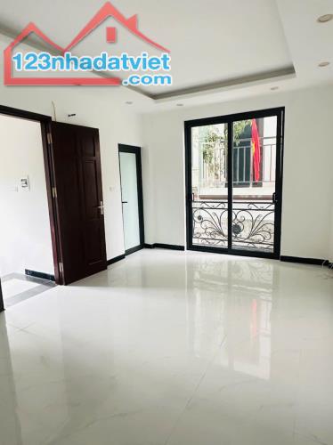 SIÊU PHẨM PHÚ LƯƠNG, NHÀ MỚI CỨNG, Ô TÔ LÙI CỬA, NGÕ ĐẸP 30M2, 5 TẦNG, MT 5.7M CHỈ 5.5 TỶ. - 3