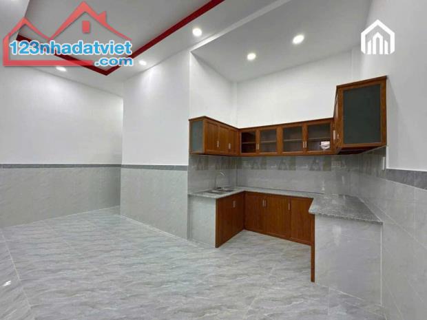 Bán căn nhà 160m2. MT đường nhựa ở Thị Xã Trảng Bàng giá 630 triệu. - 4