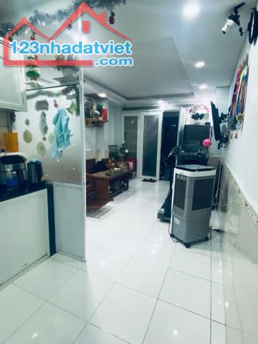 Bán nhà Gò Vấp, Nguyễn Văn Nghi gần CITYLAND, 70M², 7Pn, 5.25 tỷ - 1