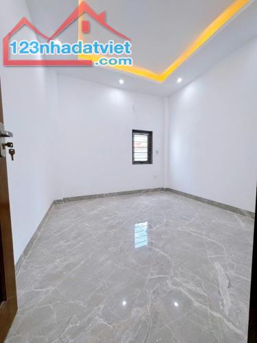 Bán nhà 4 tầng, 2 tỷ78 - 4pn. 10m ô tô trường, ubnd cách chợ mai lĩnh 10p. 15p đi bx YN - 2