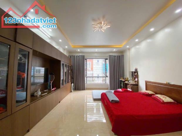 PHÂN LÔ VIP NGUYỄN VĂN HUYÊN, ÔTÔ TRÁNH, KINH DOANH ĐỈNH, 2 THOÁNG, 66M2 NHỈNH 14TỶ - 2