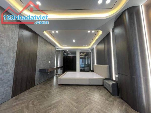 Bán Nhà Ngõ 266 Nguyễn Văn Cừ, Bồ Đề, 52m2x6T Gara Ô Tô 7 Chỗ, Thang Máy, Full nội thất - 2