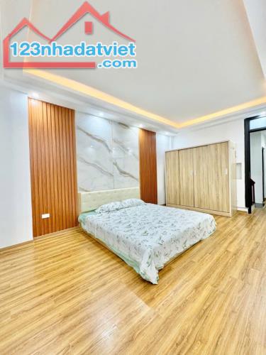 Bán Nhà Khương Trung - Thanh xuân , DT 45m2 x 5 tầng  , Giá hơn 8 tỷ , cách oto 15m - 3