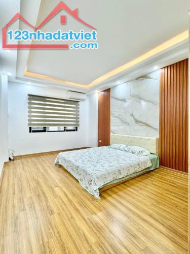 Bán Nhà Khương Trung - Thanh xuân , DT 45m2 x 5 tầng  , Giá hơn 8 tỷ , cách oto 15m - 5