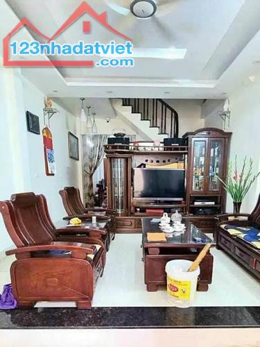 Bán nhà đường Lạc Long Quân, Xuân La, View Hồ Tây, Ở sướng, gần Phố 46m2 5 tầng 8.95 tỷ - 1