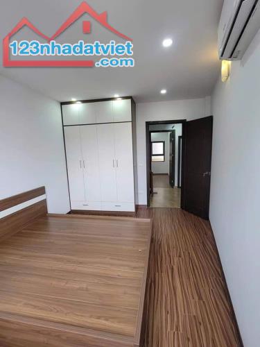 Cơ hội có 102 : nhà Cầu Diễn  , 38m2 , 5,25 tỷ , ngõ nông , sát phố - 1