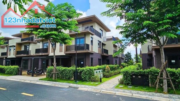 BÁN NHÀ PHỐ IZUMI CITY Biên Hòa, Đồng Nai chiếc khấu 1,8tỷ - 2