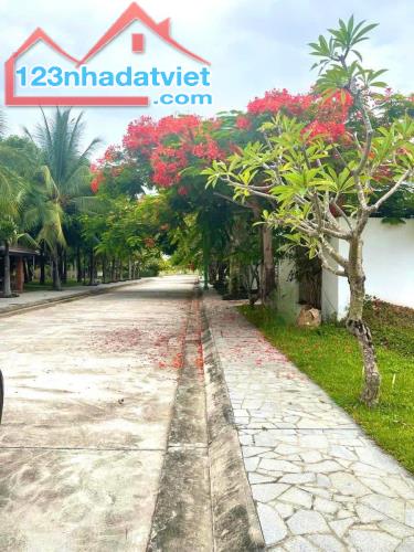 Đất biệt thự Giáng Hương Vĩnh Thái Nha Trang dt 275m2 giá 4 tỷ - 2