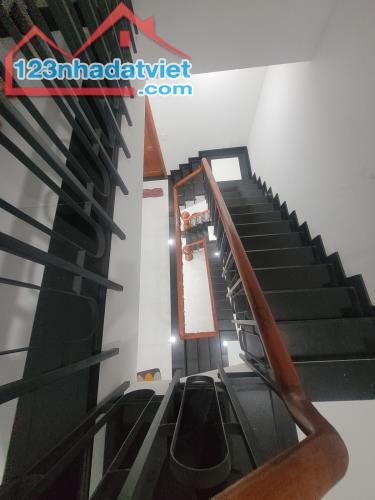 NHÀ TRƯƠNG VĂN THÀNH, HẺM 8M, 130M2, NGANG 5M, 3 TẦNG, 4PN, NHÀ ĐẸP LUNG LINH, CHỈ 11.2 TỶ - 4