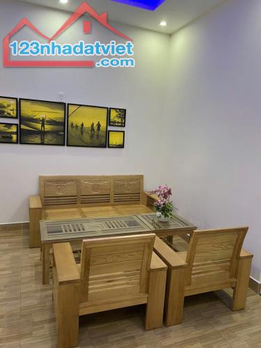 Bán nhà 2 Tầng 2 mê suốt Mặt Tiền Hoà Minh 14 - gần biển, Hoà Minh - Liên Chiểu