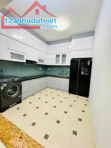 Bán CĂN ĐẸP tập thể nguyên hồng,Đống Đa 70m2 - 1