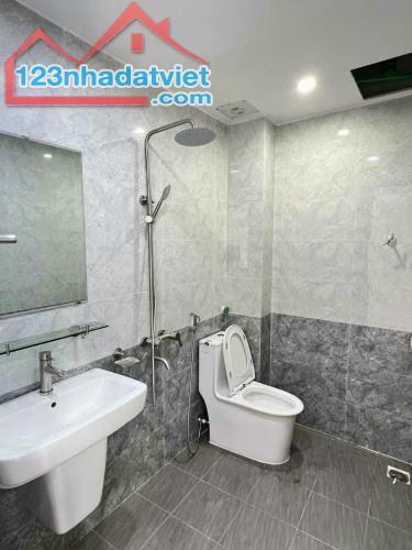 BAN ĐANG MONG MUỐN CÓ NHÀ HỘ KHẨU HÀ ĐÔNG THÌ NHANH TAY NHÀ 31M2X4 FULL NỘI THẤT - 2