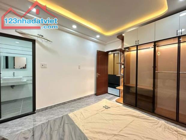 Nhà thơm phức, Huỳnh Tấn Phát, Q7, gần 30M2, 2 tầng, nhỉnh 2.6 tỷ