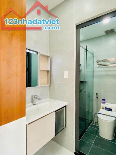 Hot!!Chỉ 2ty890 sở hữu ngày ngay Bình Lợi,Bình Thạnh 55m2 4PN5WC. Gần Văn Lang CS2 - 4