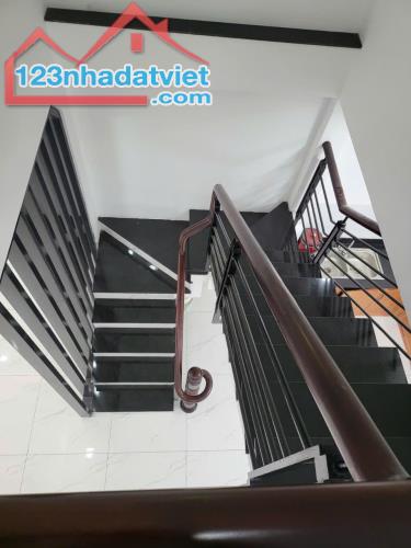 Nhà mới đón tết lk 4-5 ngay chợ Bình Thành  hẻm 6m thông 48m2,3Tầng 4tỷ 1 - 2