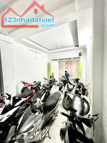 BÁN NHÀ DÒNG TIỀN HAI BÀ TRƯNG 8 PHÒNG KHÉP KÍN, 45M X 5T GIÁ 6.8 TỶ. - 2