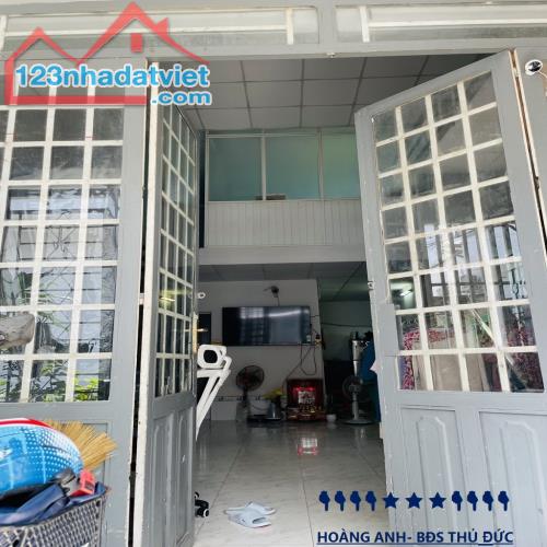 Bán nhà hẻm ô tô thông ngay Nhà máy Sữa Vinamilk, đường Đặng Văn Bi, Quận Thủ Đức _ 2 tầng